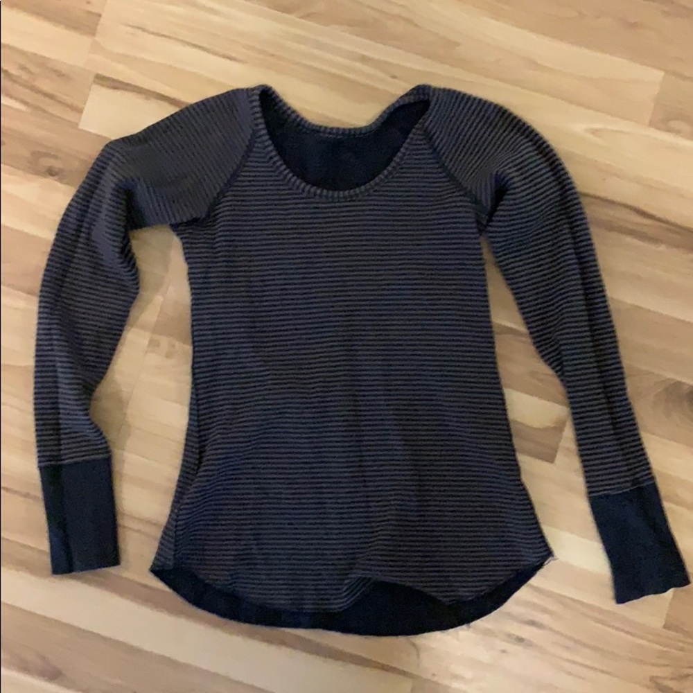 SOLD-Lululemon top long sleeve